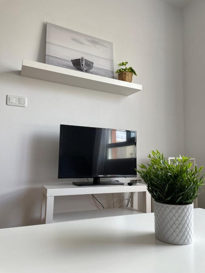 Apartamento Y Piso Frente Al Mar Con Vistas En Garrucha Exteriör bild